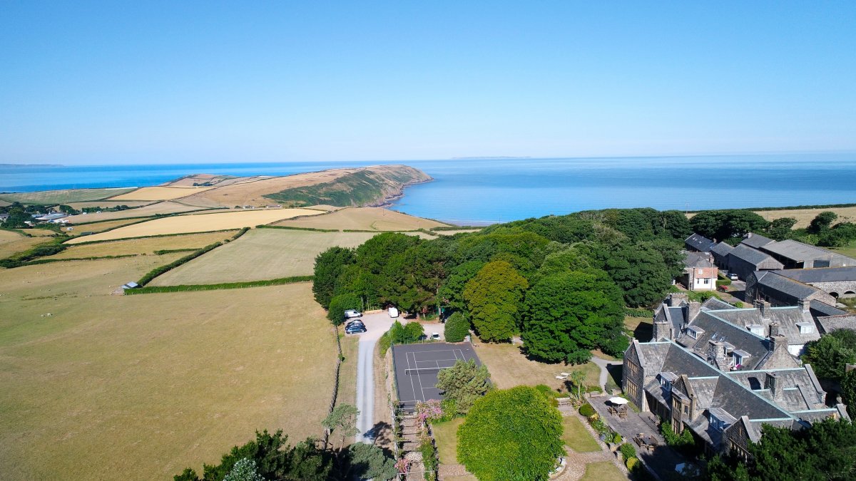 Pickwell Manor and Putsborough beach